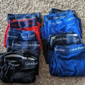 12 pairs of medium men's Calvin Klein briefs underwear bundle